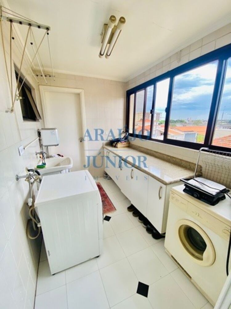 Apartamento à venda com 3 quartos, 140m² - Foto 15