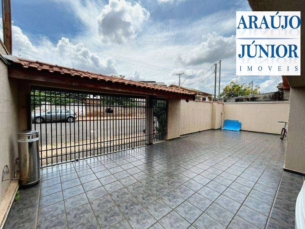 Casa, 3 quartos, 230 m² - Foto 1