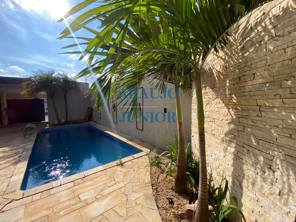 Casa, 3 quartos, 304 m² - Foto 1
