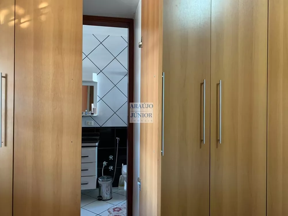 Casa, 3 quartos, 249 m² - Foto 20