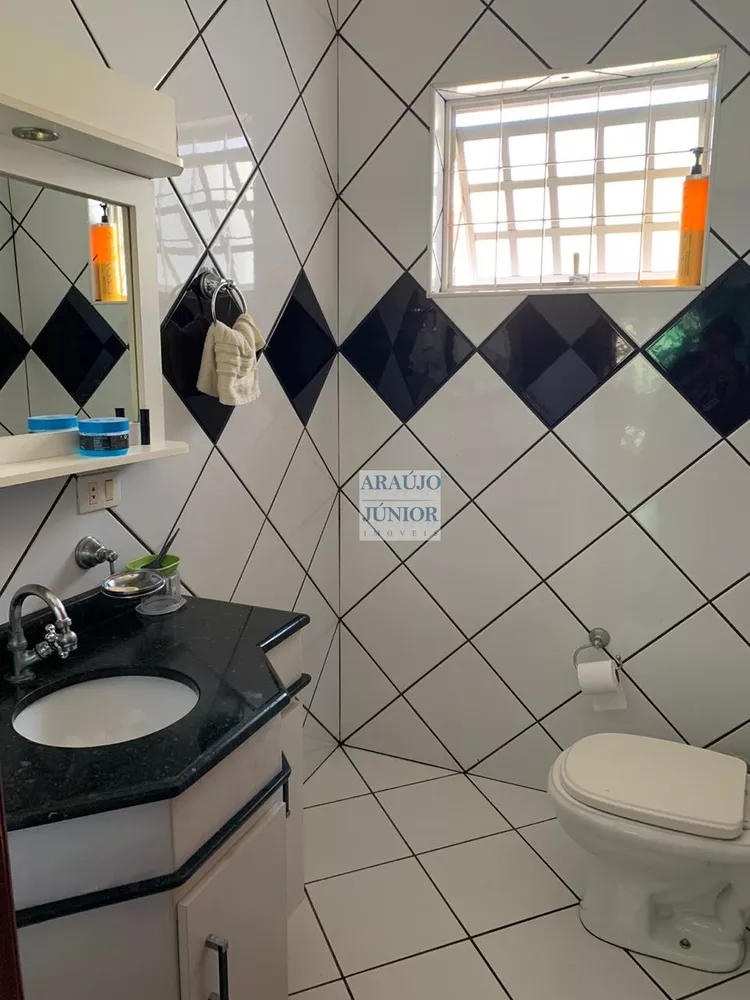 Casa, 3 quartos, 249 m² - Foto 4