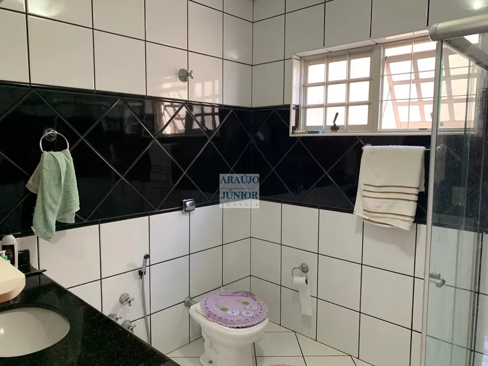 Casa, 3 quartos, 249 m² - Foto 21
