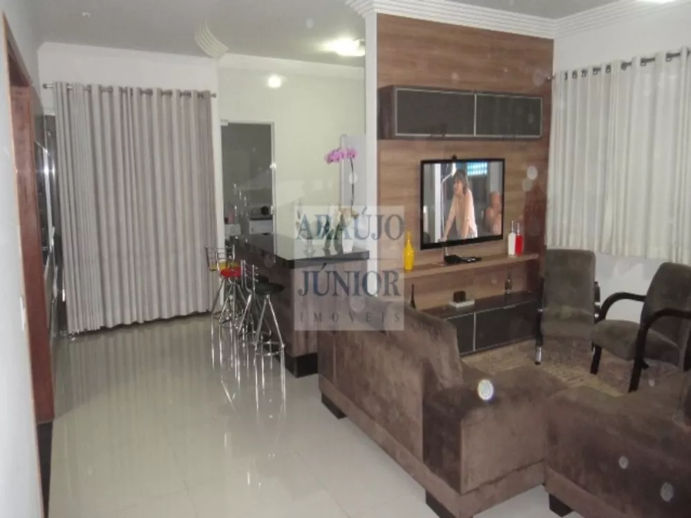 Casa, 3 quartos, 220 m² - Foto 3