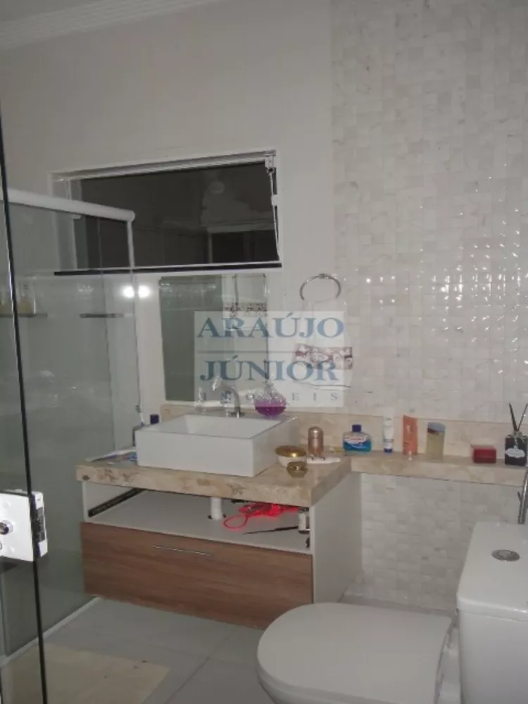 Casa, 3 quartos, 220 m² - Foto 15