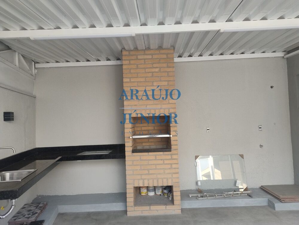 Casa à venda com 3 quartos, 140m² - Foto 2