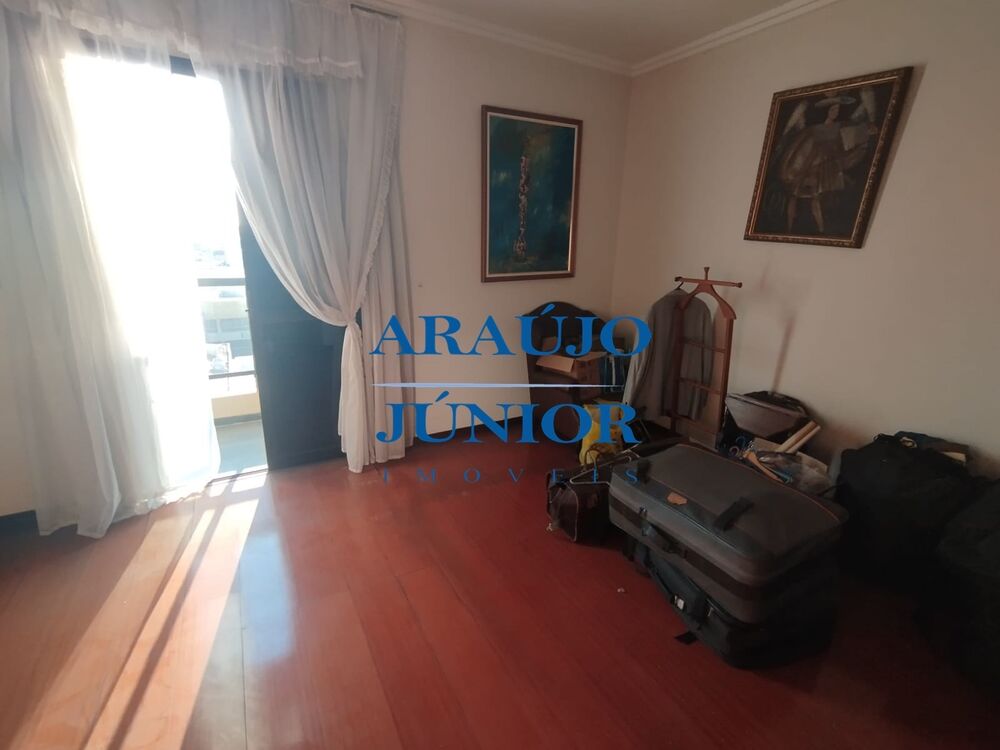Apartamento à venda com 3 quartos, 190m² - Foto 11