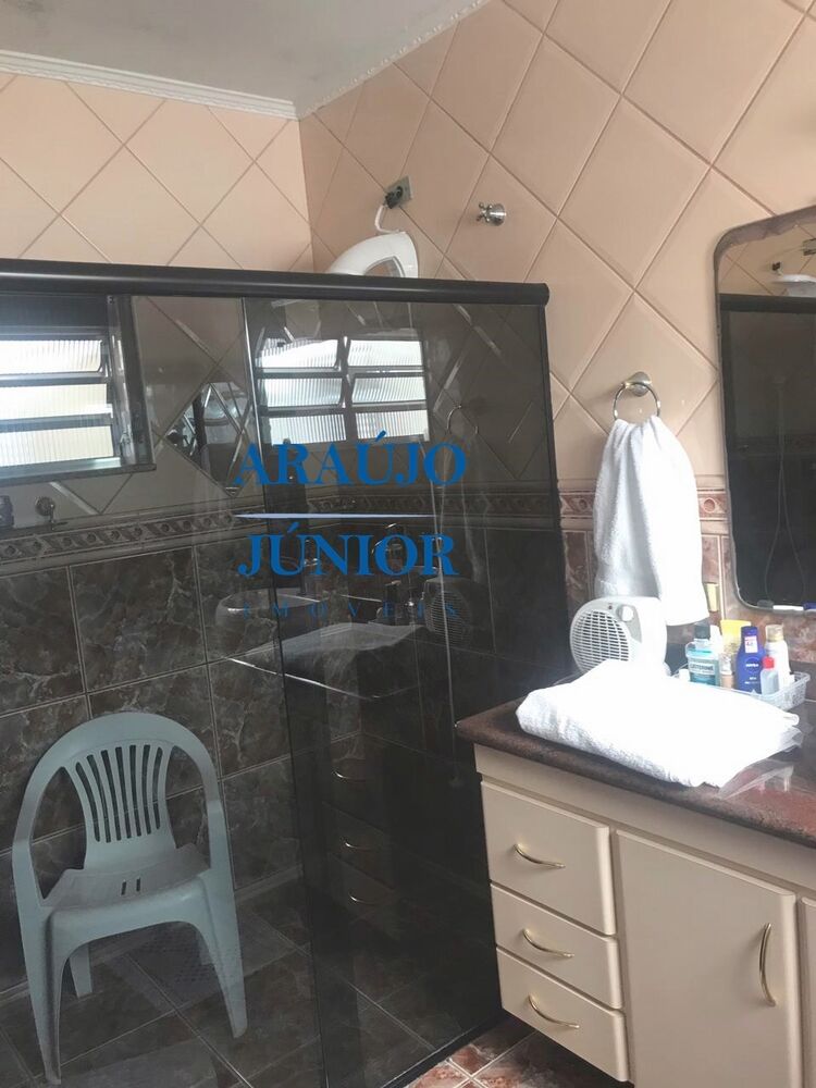 Casa, 2 quartos, 233 m² - Foto 12