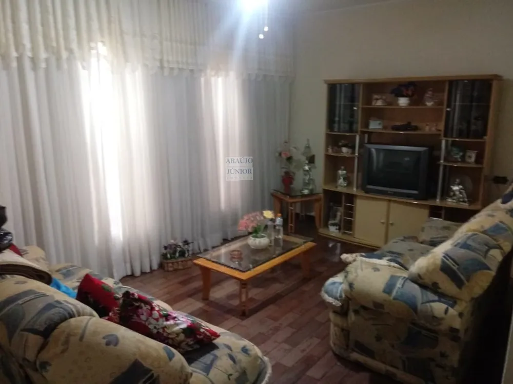 Casa, 2 quartos, 202 m² - Foto 1