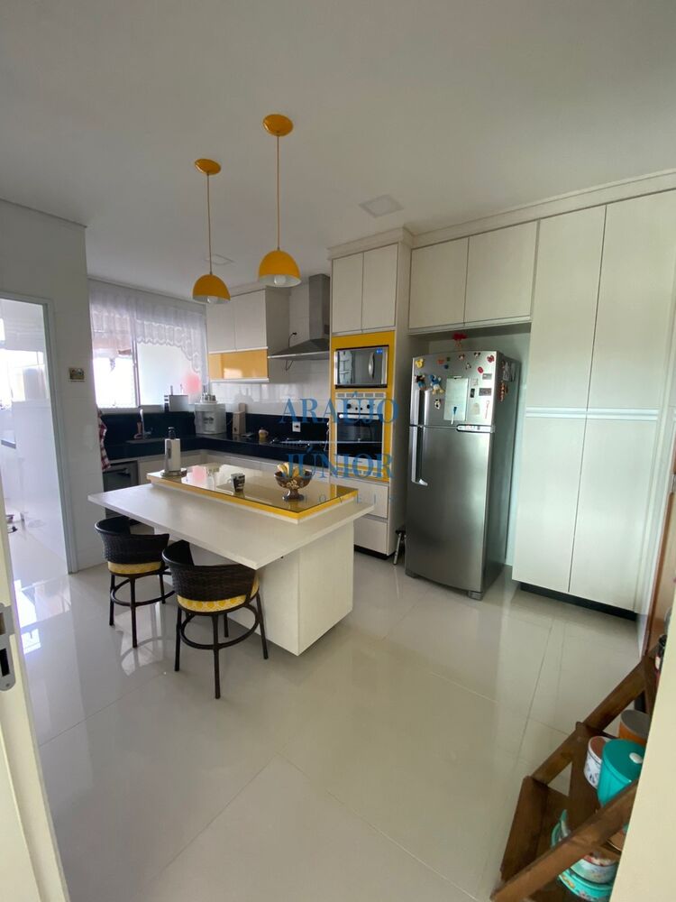 Apartamento, 3 quartos, 135 m² - Foto 3