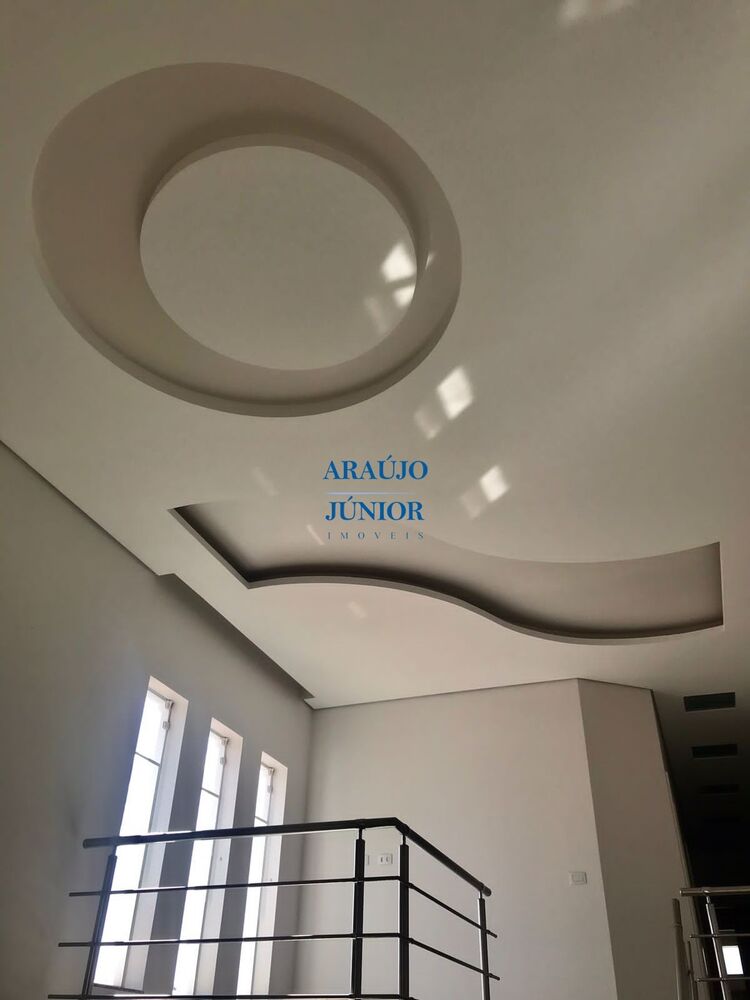 Casa à venda com 3 quartos, 189m² - Foto 2