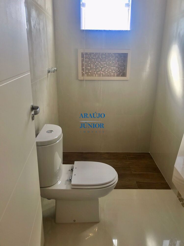 Casa à venda com 3 quartos, 189m² - Foto 8