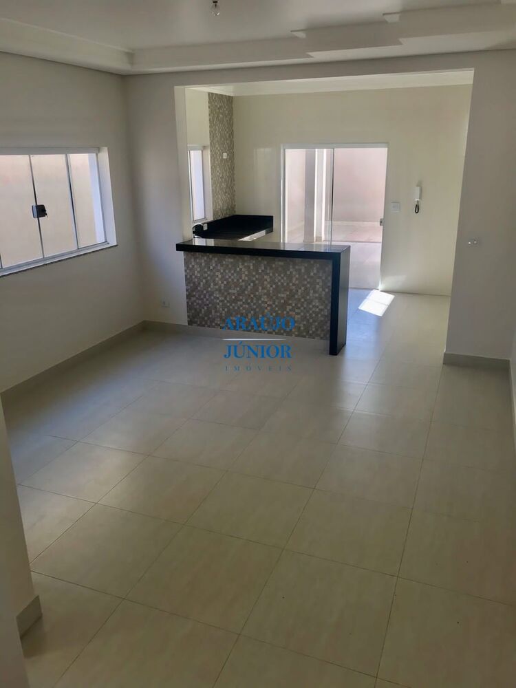 Casa à venda com 3 quartos, 189m² - Foto 4