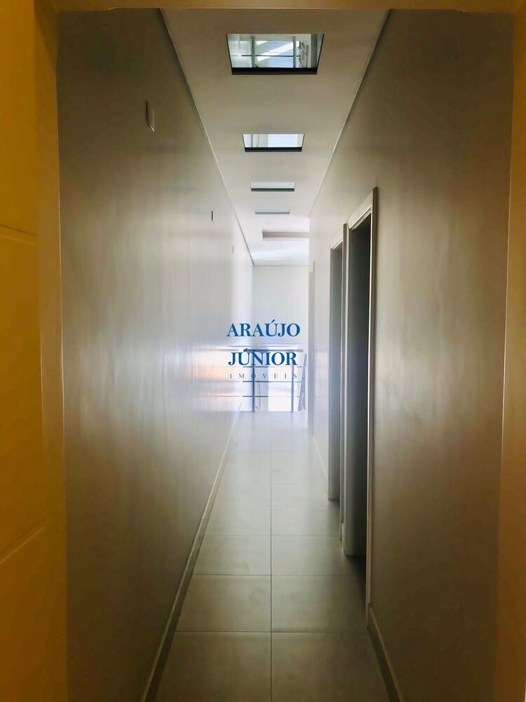 Casa à venda com 3 quartos, 189m² - Foto 15
