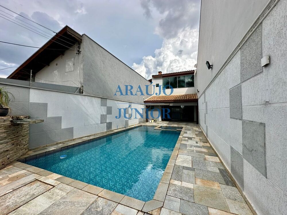 Casa, 3 quartos, 263 m² - Foto 9
