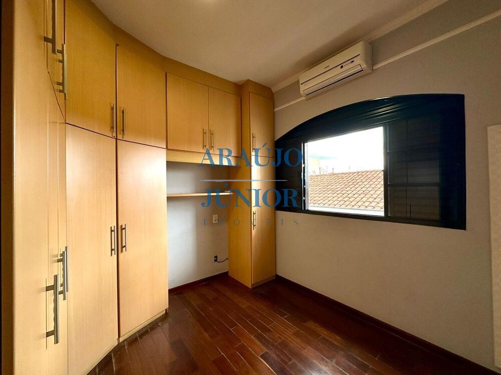 Casa, 3 quartos, 263 m² - Foto 29