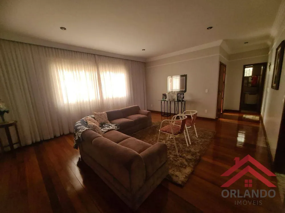 Casa, 3 quartos, 210 m² - Foto 4
