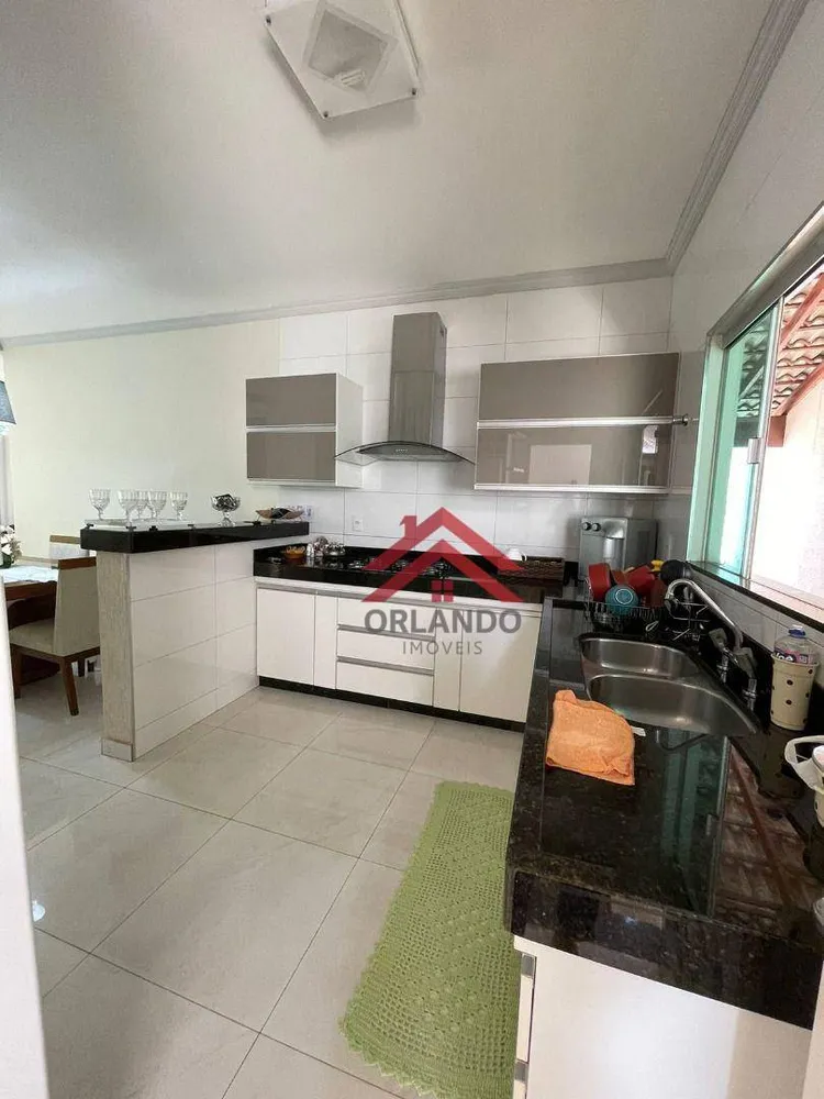 Casa, 3 quartos, 183 m² - Foto 3