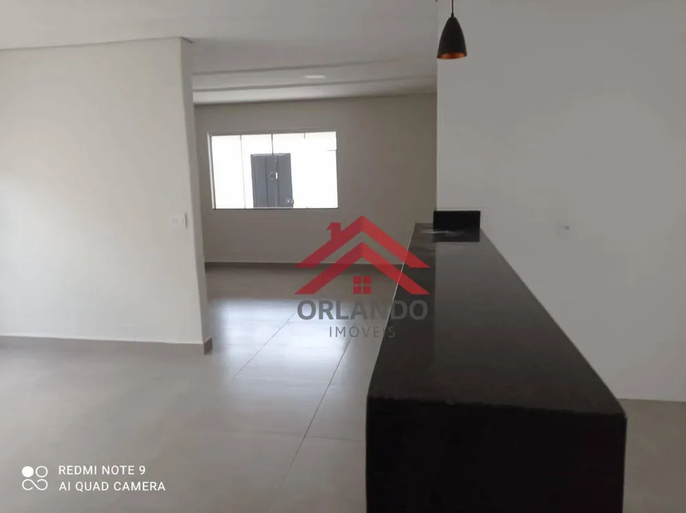 Casa, 3 quartos, 195 m² - Foto 1