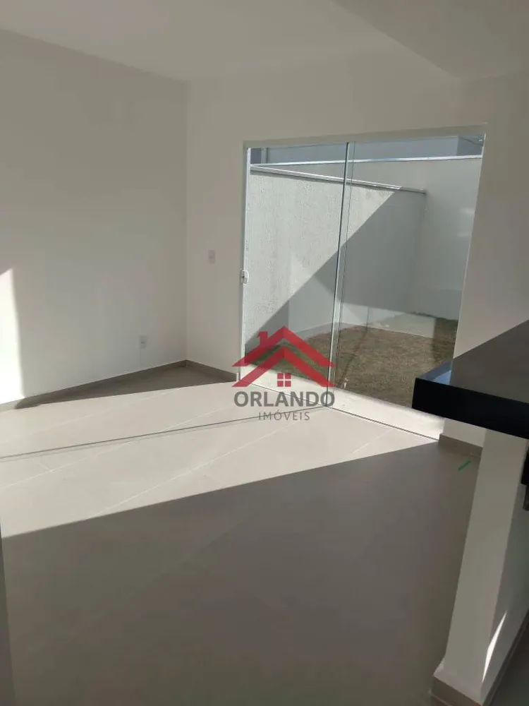 Casa, 3 quartos, 81 m² - Foto 2