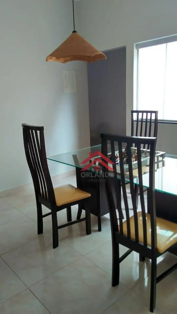 Casa, 3 quartos, 210 m² - Foto 2