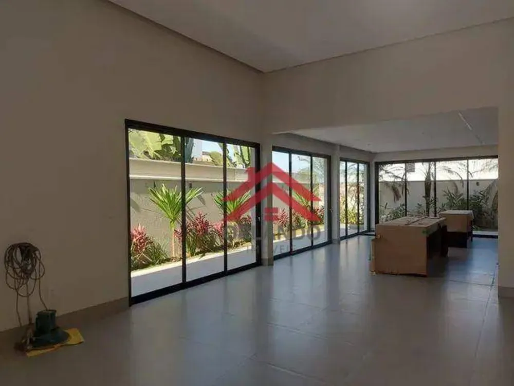 Casa, 4 quartos, 227 m² - Foto 2