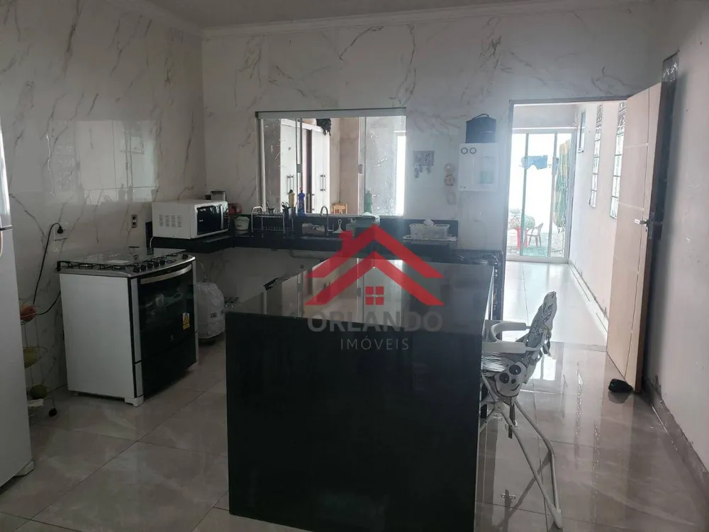 Casa, 4 quartos, 210 m² - Foto 3