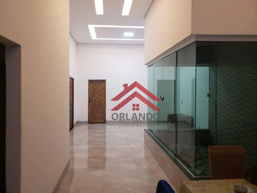 Casa, 4 quartos, 210 m² - Foto 1