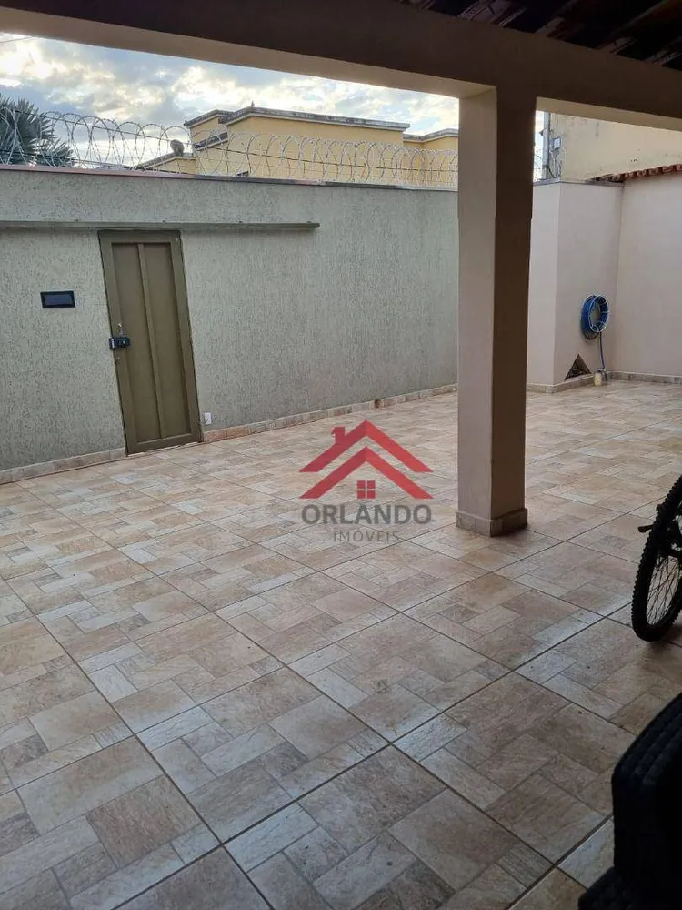 Casa, 3 quartos, 171 m² - Foto 3