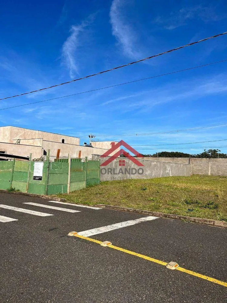 Loteamento e Condomínio, 365 m² - Foto 1