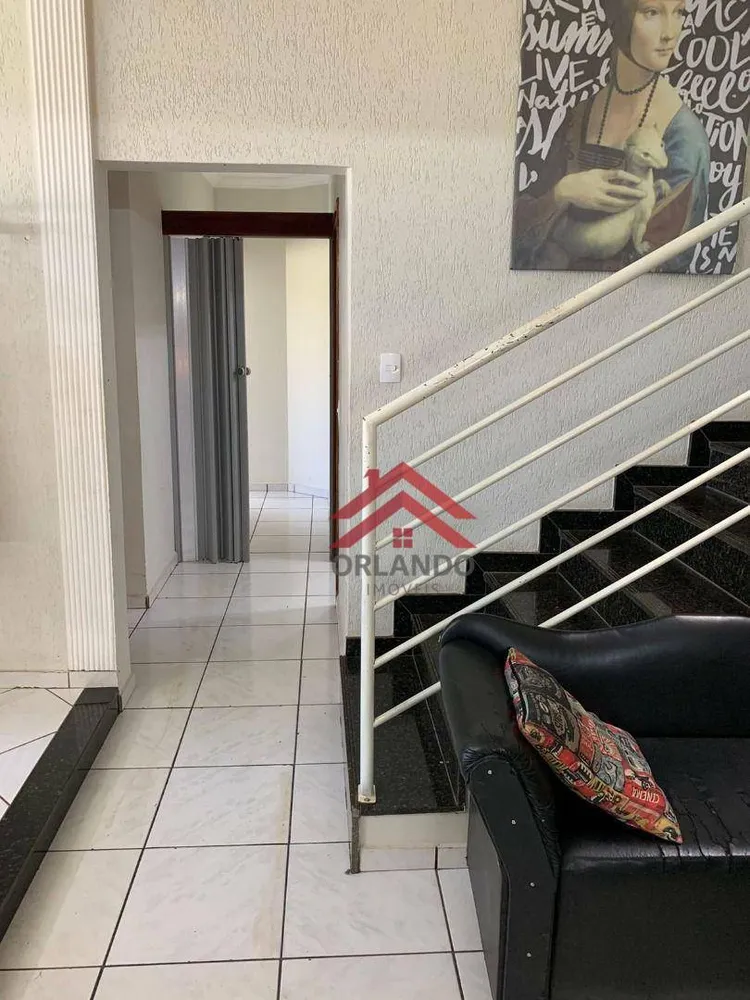 Casa, 3 quartos, 180 m² - Foto 1
