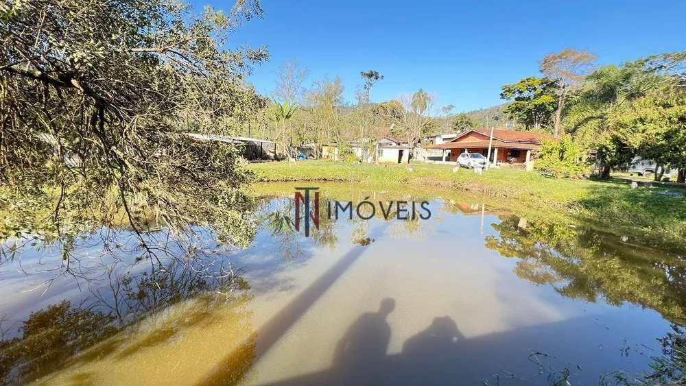 Chácara, 3 quartos, 2200 m² - Foto 3