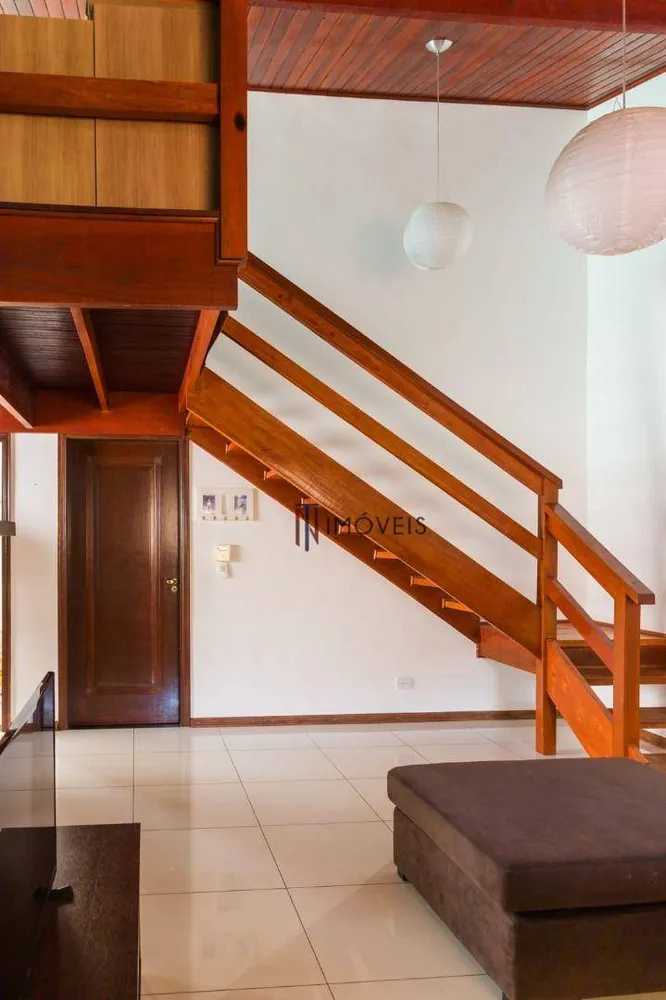 Casa, 3 quartos, 219 m² - Foto 2