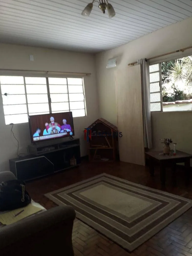 Casa, 3 quartos, 239 m² - Foto 2