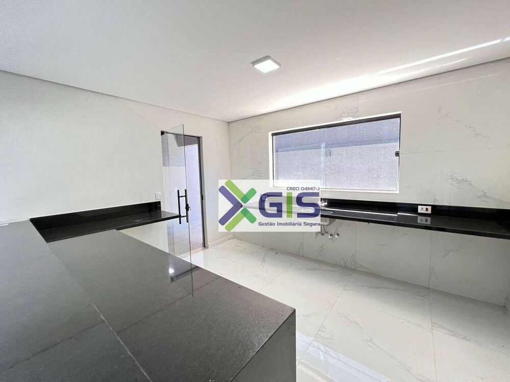 Casa, 3 quartos, 225 m² - Foto 15