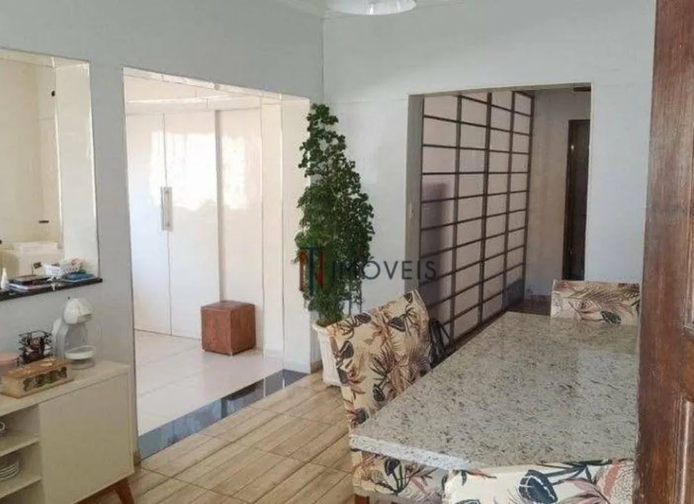 Casa, 4 quartos, 280 m² - Foto 4