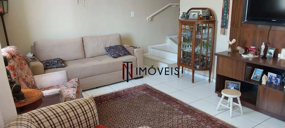 Sobrado, 3 quartos, 131 m² - Foto 2