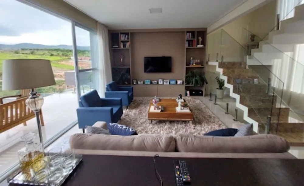 Casa, 3 quartos, 380 m² - Foto 1
