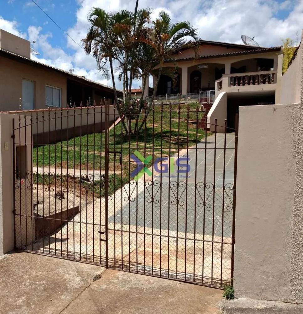Casa, 3 quartos, 173 m² - Foto 1