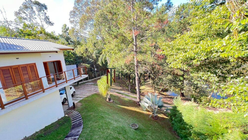 Casa à venda e aluguel com 3 quartos, 213m² - Foto 3