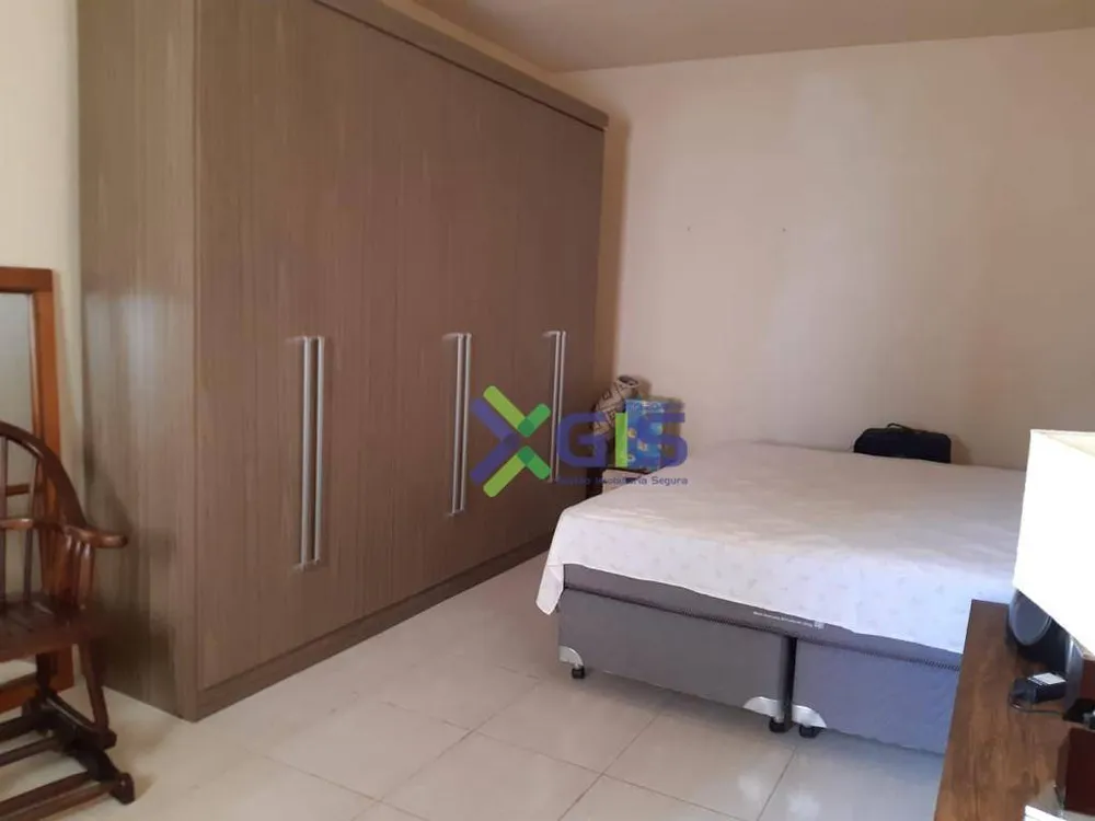 Casa, 3 quartos, 256 m² - Foto 3