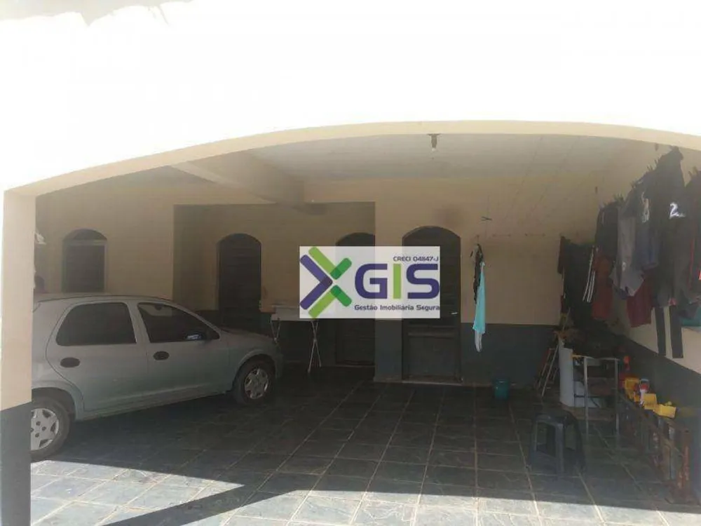 Chácara, 3 quartos, 1054 m² - Foto 3