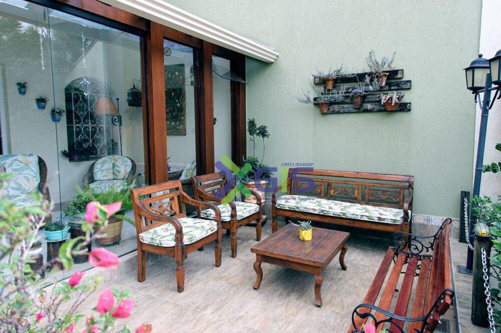Casa, 3 quartos, 401 m² - Foto 1