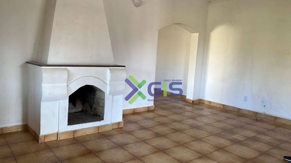 Casa, 4 quartos, 302 m² - Foto 1