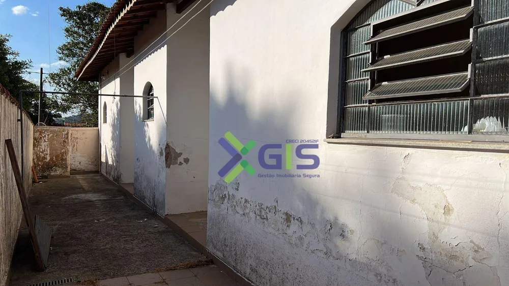 Casa, 4 quartos, 302 m² - Foto 2