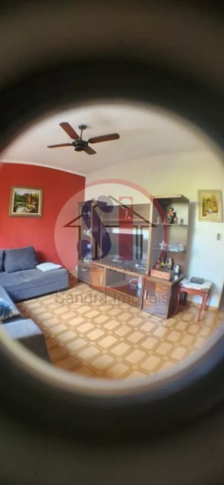 Casa, 3 quartos, 192 m² - Foto 2