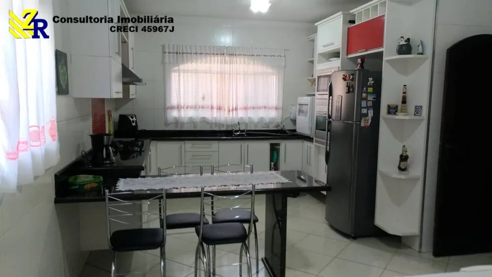 Casa, 3 quartos, 350 m² - Foto 3