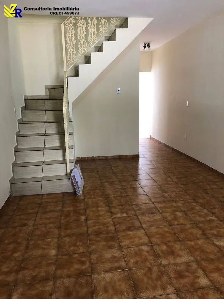 Sobrado, 3 quartos, 310 m² - Foto 1