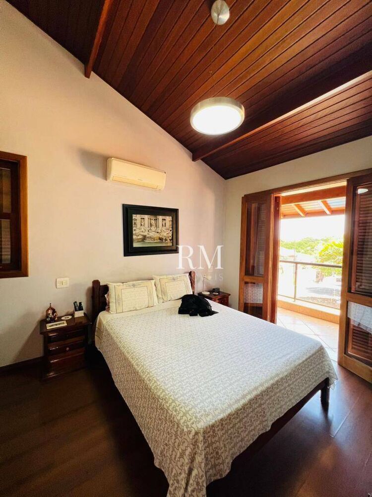 Casa, 3 quartos, 260 m² - Foto 14