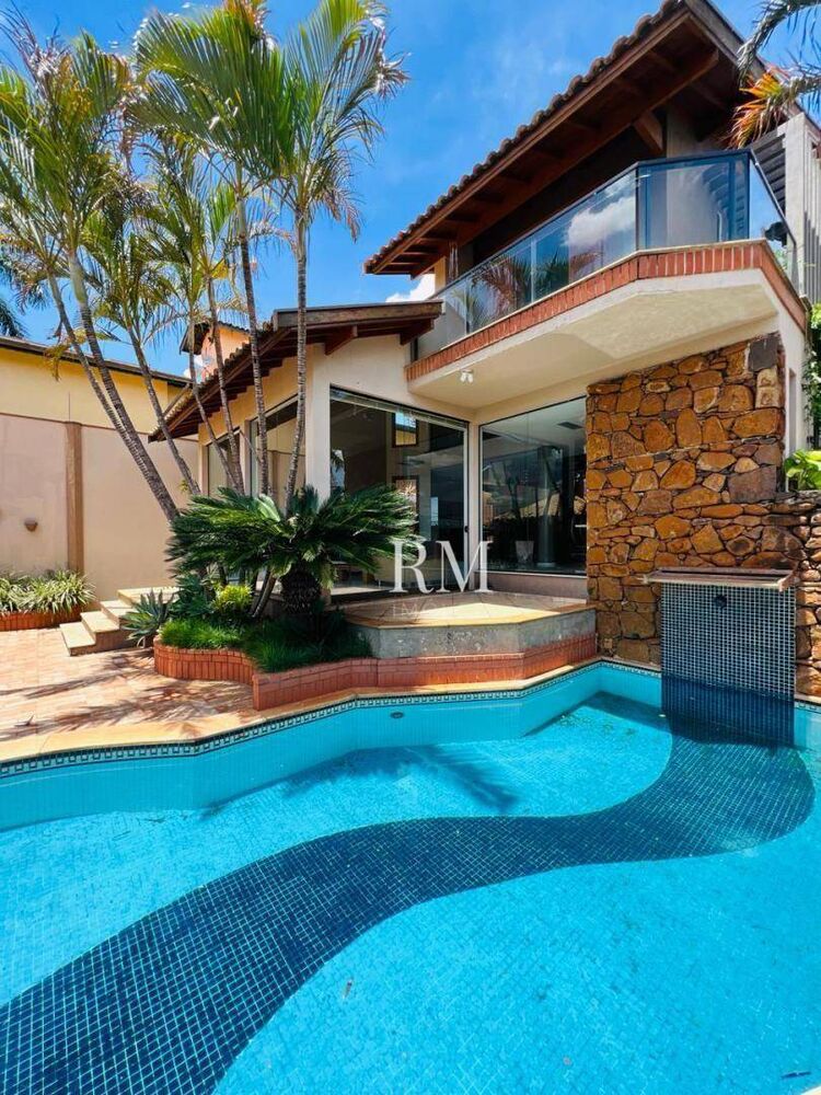 Casa, 3 quartos, 260 m² - Foto 1