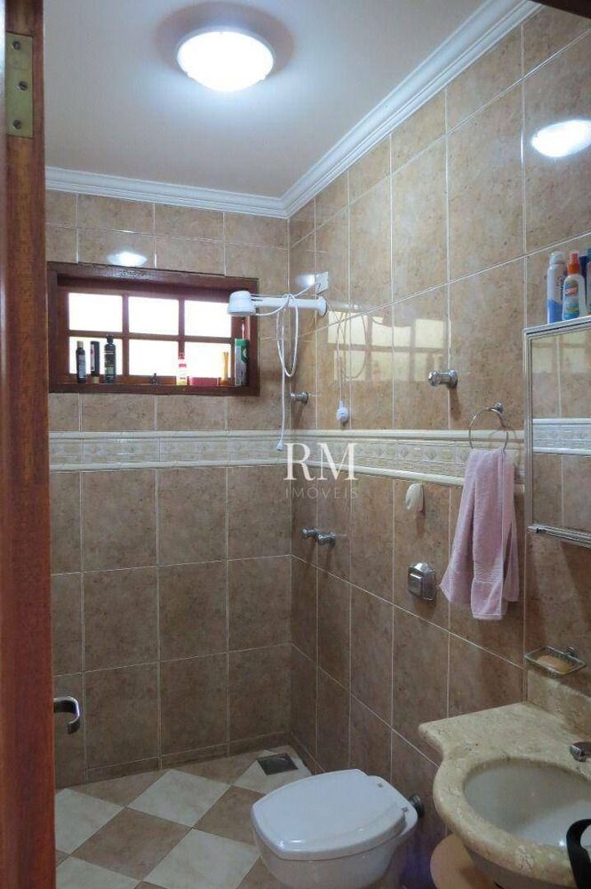 Casa, 3 quartos, 220 m² - Foto 15